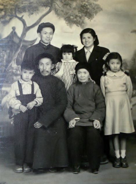 1974年1月蚌埠全家福